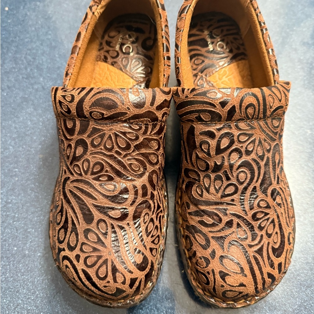 boc Brown Leather Clogs  with Intricate Design